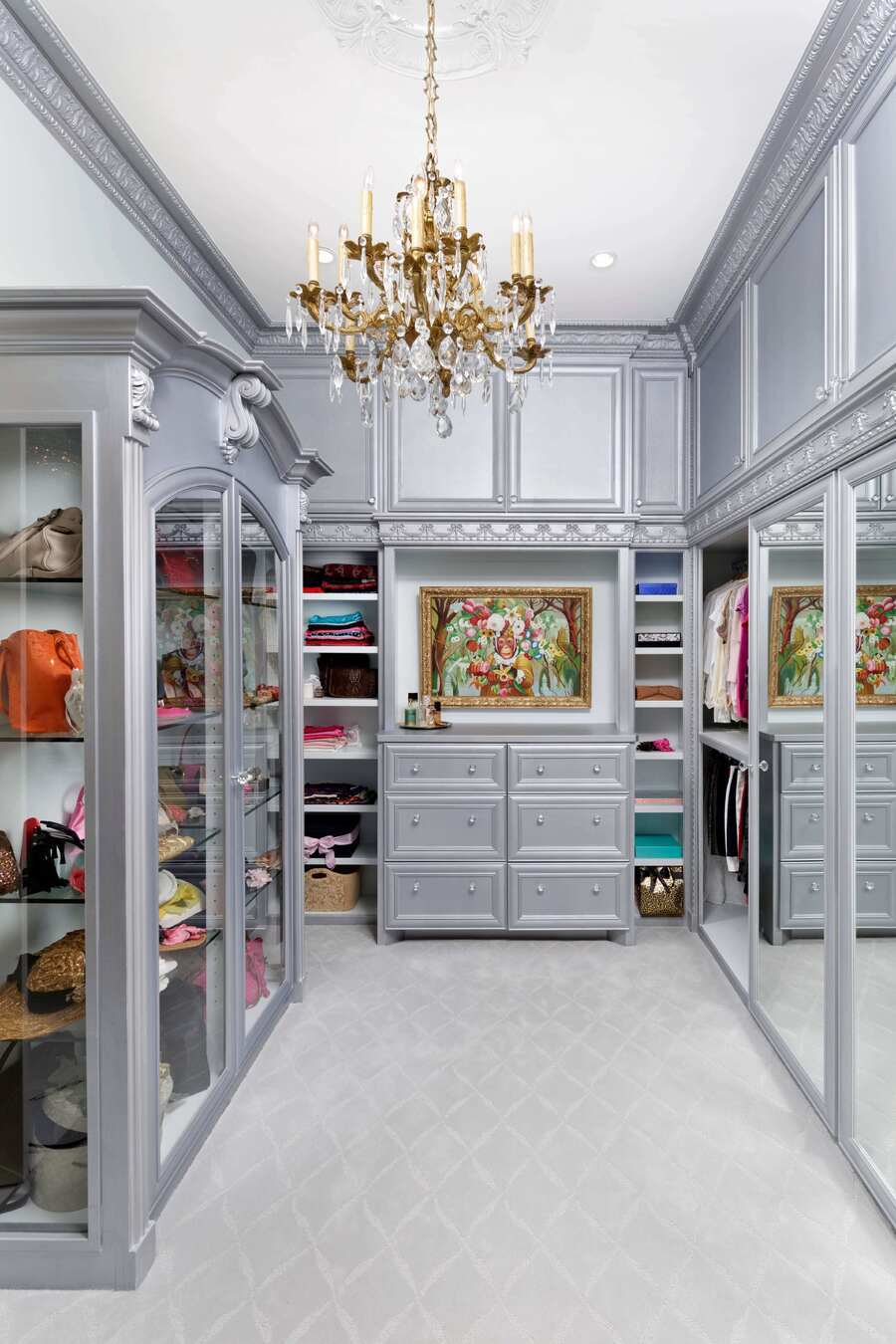 2807_Cedar_Woods_her_closet_01-1